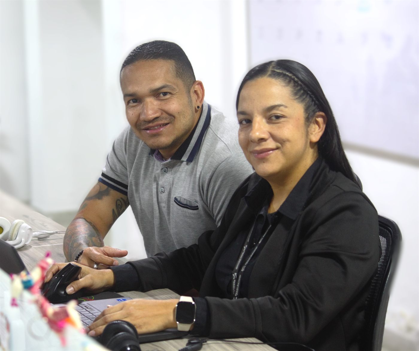 Integrantes del equipo de Procex Software en la oficina